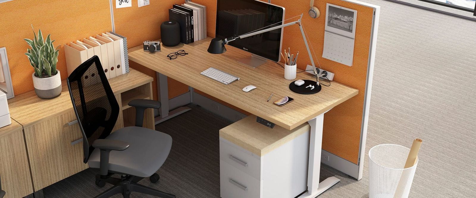 New low wall cubicles that keep sightlines open across a team area