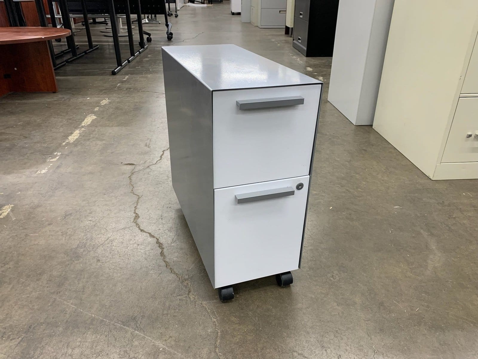 10"W X 24"D X 23"H Grey And White Rolling Ped