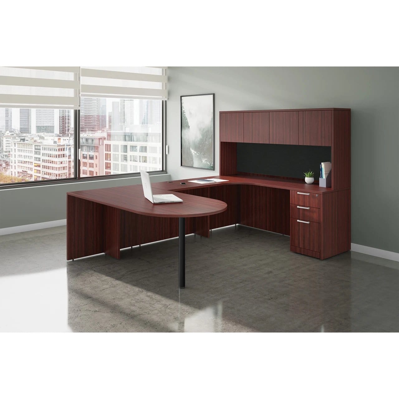 U Shape Desk - Typical OS8