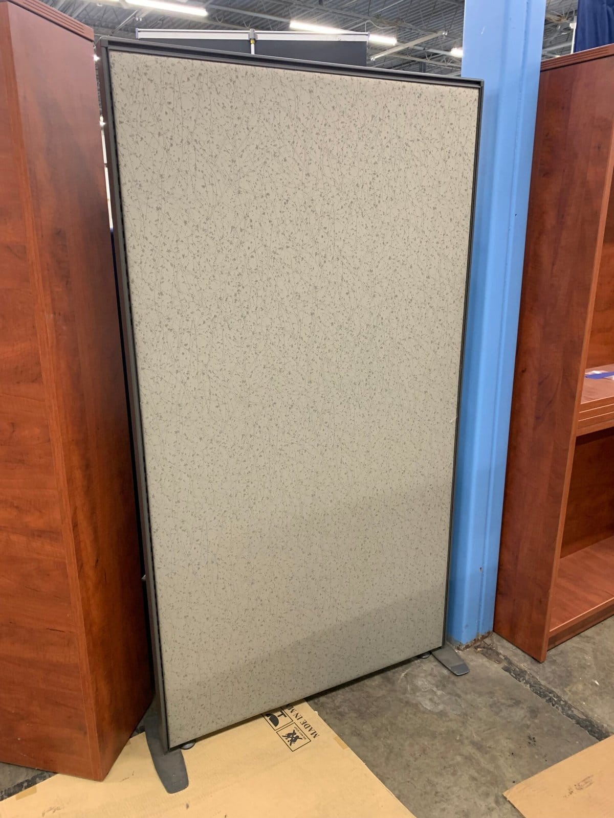 Used Freestanding Panel