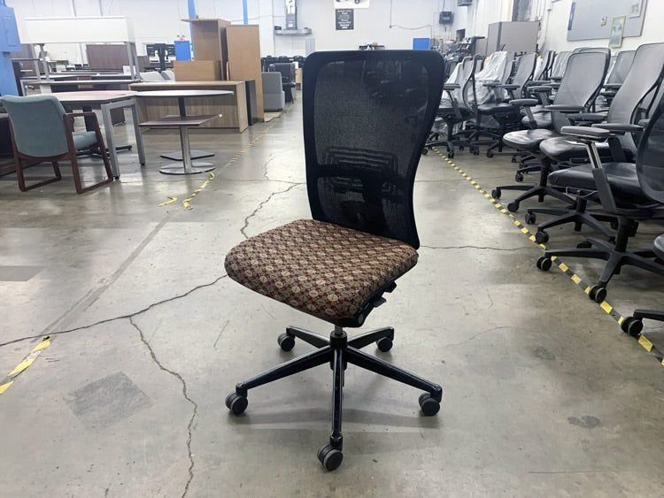 Zody Chairs at Capital Choice Office Furniture in Columbus