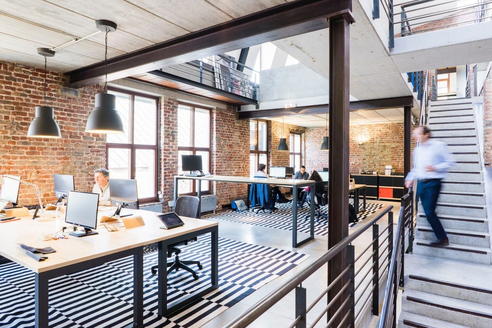 Office Floor Plan Layouts: How to Pick the Right One