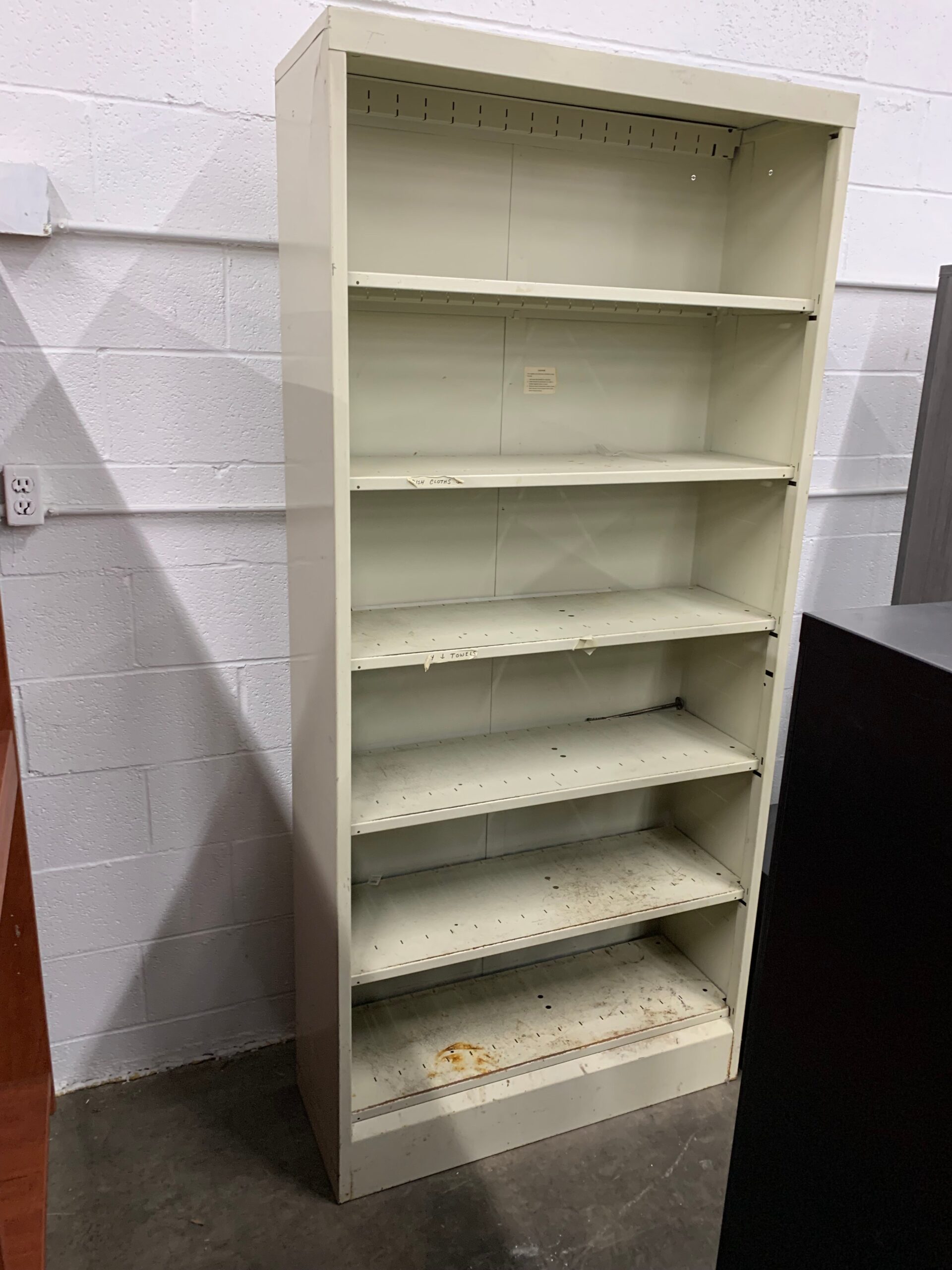 Pre-Owned 6 Shelf Metal Storage Image