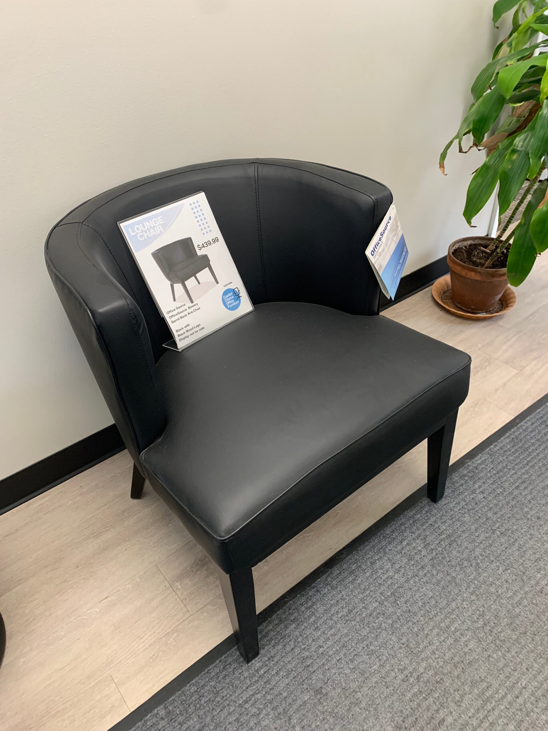 New Bowery Guest Chair Image