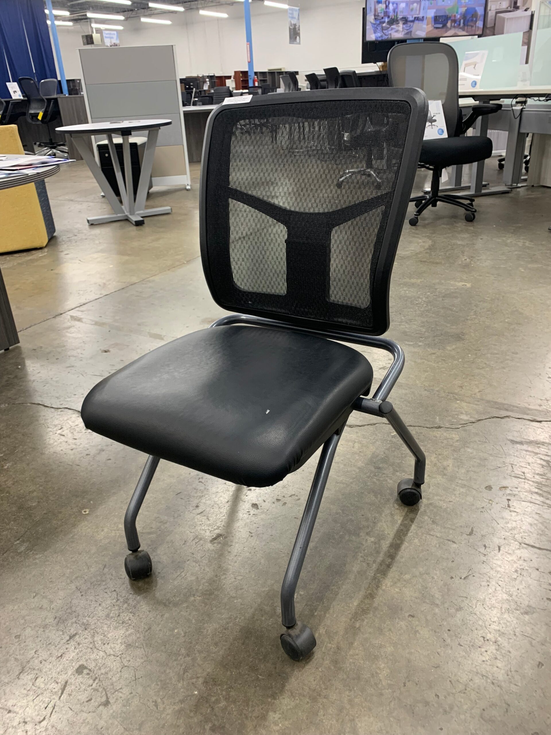 Pre Owned Cool Mesh Nesting Chair Image